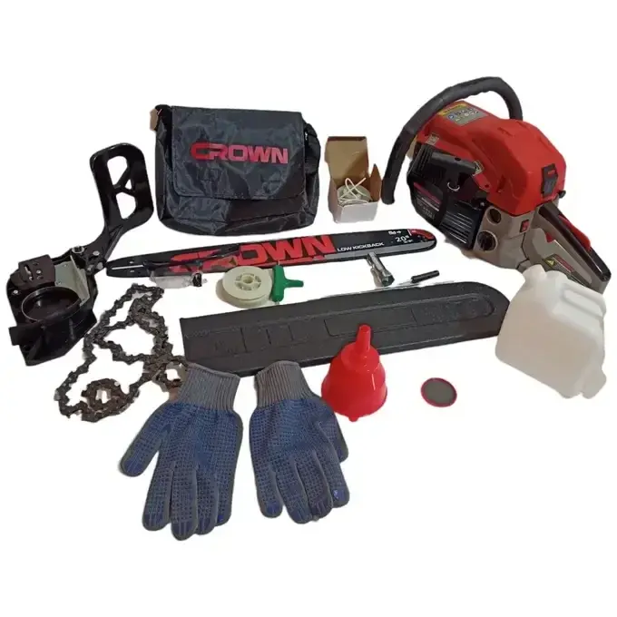 منشار مسنن يعمل بالبنزين أصلي من كراون عالي أداء بتشغيل سهل مع مقبض مريح مضاد للاهتزاز CROWN Scie à Chaîne à Essence 450mm 45cc 1800W CT20101-18 - الصورة 3